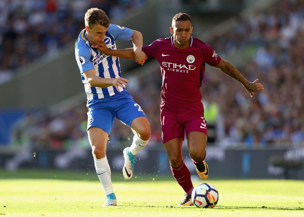 包含布莱顿发布备战花絮，关键时刻临场应变，NBA常规赛任务艰巨，轮换策略成焦点的词条